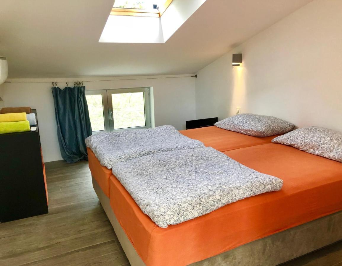 Loft-Beach-Apartments Ratko Novi Vinodolski Exteriér fotografie